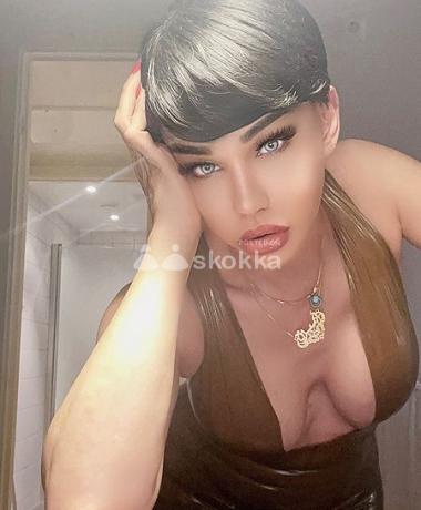 Top Arab Ameerah. اميرة لبنانية big and thick Central London Transsexual